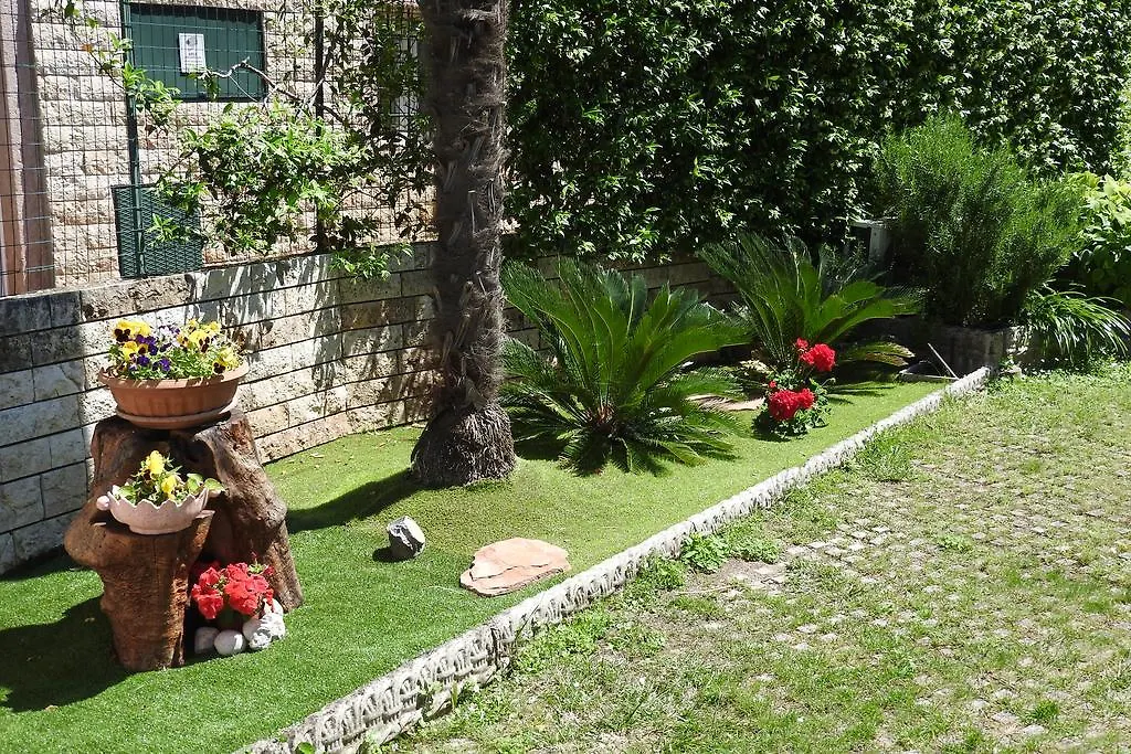 Villa Fiori Malcesine Holiday home
